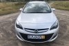 Opel Astra  2013.  2
