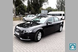 Audi A4  2010 809511