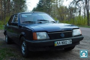 Opel Ascona  1983 810366
