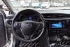 Toyota Auris  2015.  8
