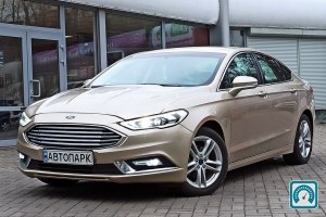 Ford Fusion  2018 810805