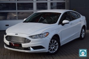 Ford Fusion  2018 811539