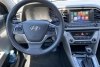 Hyundai Elantra SEL 2018.  8