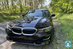 BMW 3 Series 330 2019 №812530