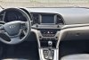 Hyundai Elantra  2018.  10