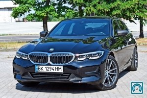 BMW 3 Series 330і 2019 №812946