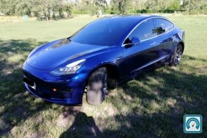 Tesla Model 3 Long Range 2020 №813357
