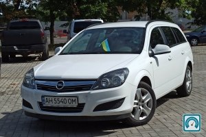 Opel Astra H 2010 813843