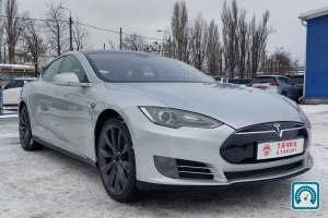 Tesla Model S  2012 814137