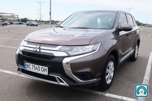 Mitsubishi Outlander 3 2018 №815989