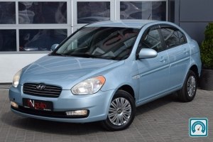 Hyundai Accent  2009 816119