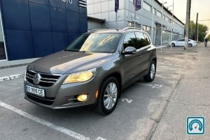 Volkswagen Tiguan  2009 №817112