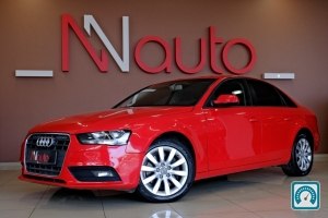 Audi A4  2015 817745