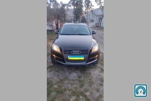 Audi Q7  2007 818121
