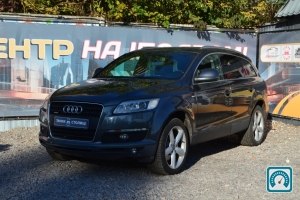 Audi Q7  2008 818733