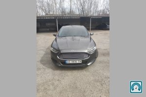 Ford Fusion  2015 818925