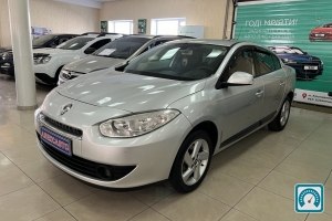 Renault Fluence  2011 818965