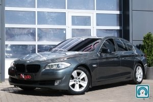 BMW 5 Series  2013 819186