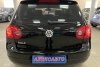 Volkswagen Golf  2005.  3