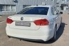 Volkswagen Passat  2013.  4