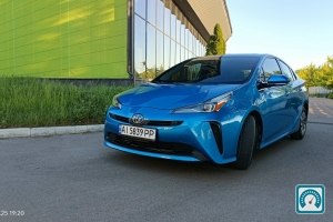 Toyota Prius  2020 819489