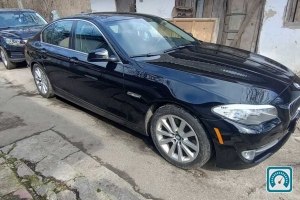 BMW 5 Series  2012 819610