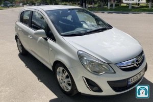 Opel Corsa Cosmo 2011 819618