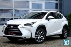 Lexus NX Hybrid 2017 819619