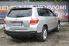 Toyota Highlander  2012.  3