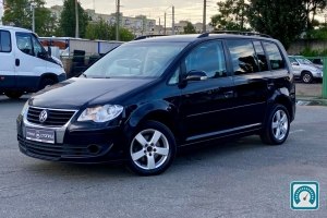 Volkswagen Touran  2007 819675