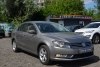 Volkswagen Passat  2012.  3