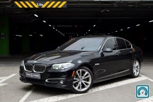 BMW 5 Series  2013 819735