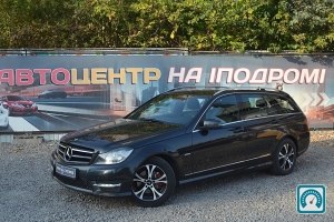 Mercedes C-Class  2014 819766