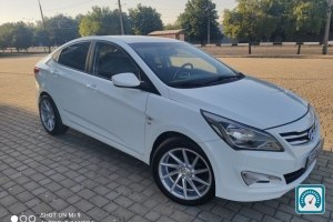 Hyundai Accent  2014 819773