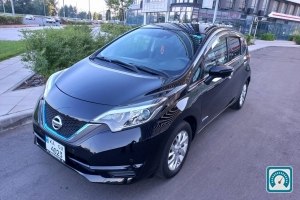 Nissan Note E-Power 2018 819920