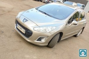 Peugeot 308  2011 819991