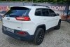 Jeep Cherokee  2015.  3