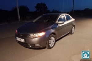 KIA Cerato  2012 820174