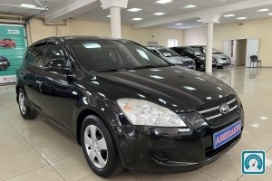 KIA Ceed  2008 820186