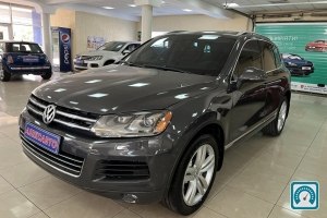 Volkswagen Touareg  2011 820193