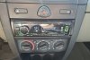 Renault Clio  2002.  12