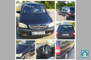 Opel Zafira  2003 820270