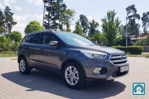 Ford Kuga TITANIUM 2019 820288