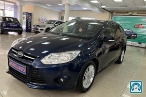 Ford Focus  2011 820294