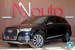 Audi Q7  2018 820326