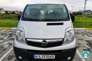 Opel Vivaro 2.0 passenge 2007 820376