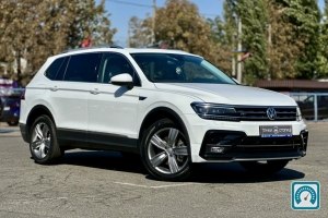 Volkswagen Tiguan  2018 820390