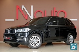 BMW X5  2017 820411