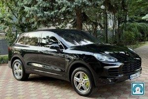 Porsche Cayenne  2016 820573