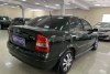 Opel Astra  2003.  6